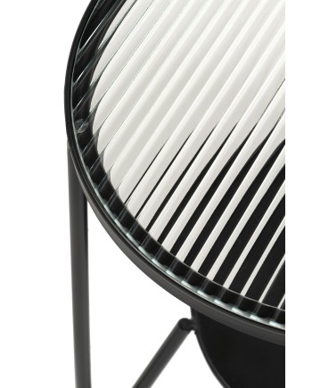 Table d’appoint en métal
