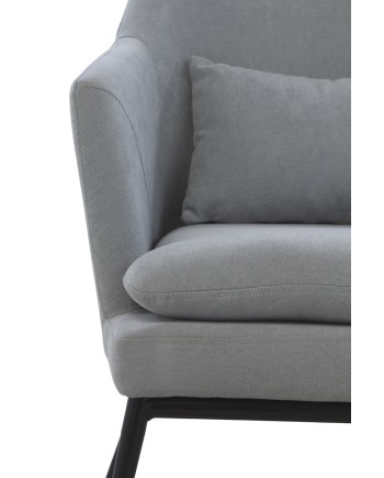 sillón tapizado color gris perla con cojín  patas metálicas negras
