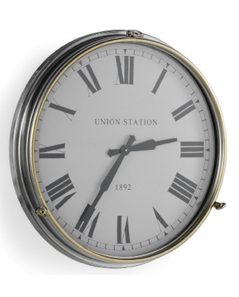 horloge métallique