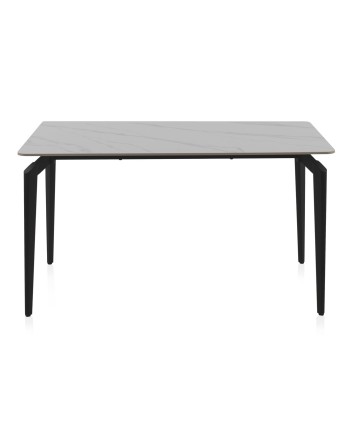 Table, Lara