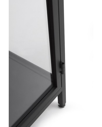 Vitrine, Unisvor