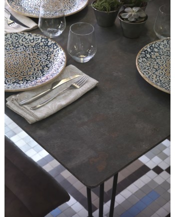mesa melamina efeito oxido com pés metal 160x90x75