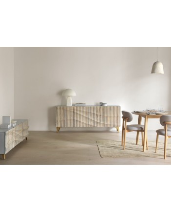 Meuble TV, Taina