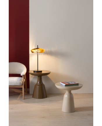 Table d'appoint, Miquei