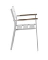 sillón aluminio blanco con madera de teka en el brazo