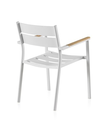 fauteuil en aluminium blanc avec du bois de teck sur l'accoudoir